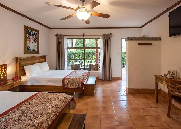 Hacienda Guachipelin Volcano Ranch & Hot Springs Hotel 4*