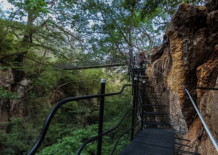 Hotel Hacienda Guachipelin Volcano Ranch & Hot Springs 4*
