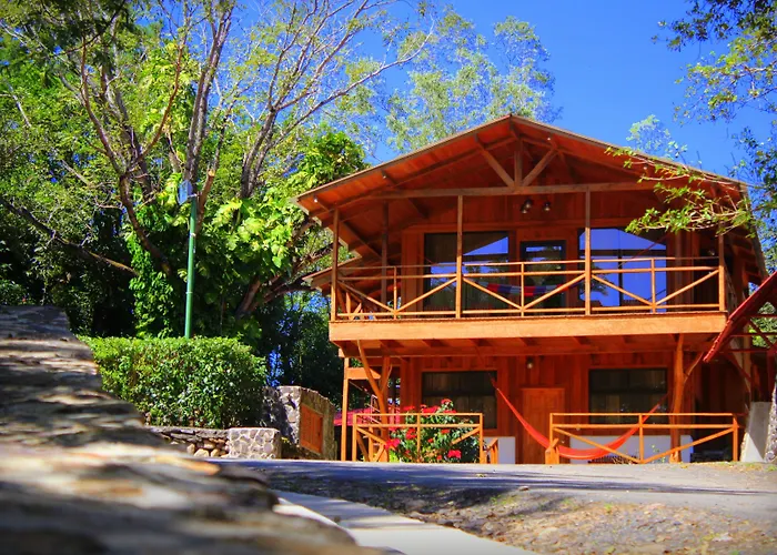 Hacienda Guachipelin Volcano Ranch & Hot Springs Liberia