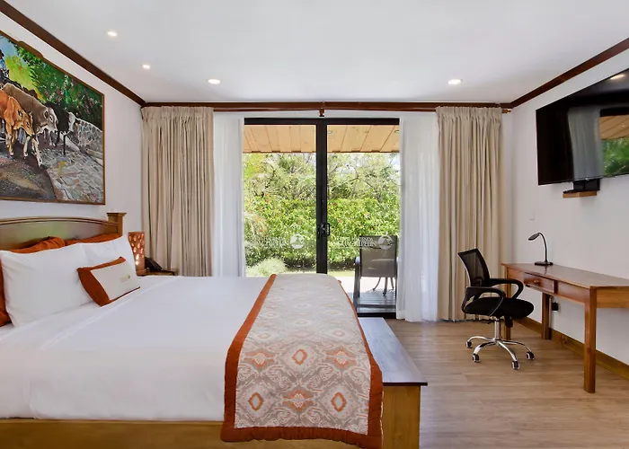 Hotel Hacienda Guachipelin Volcano Ranch & Hot Springs