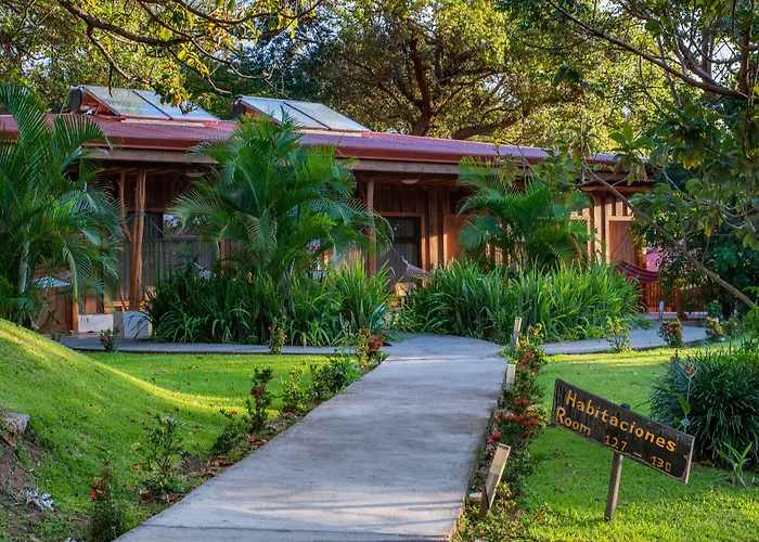 Hacienda Guachipelin Volcano Ranch & Hot Springs Hotel Liberia